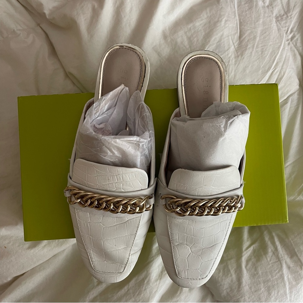 Women’s Gianni Bini White Loafer